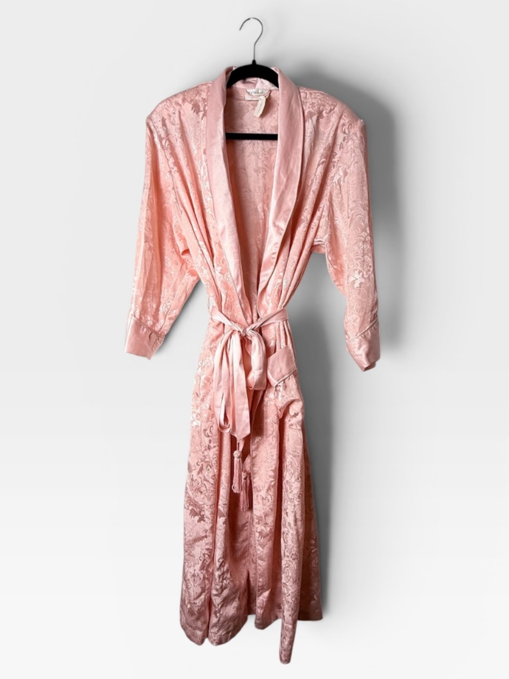 Vintage Victoria's Secret Pink Satin Long Damask robe Size M/L Loungewear (I)